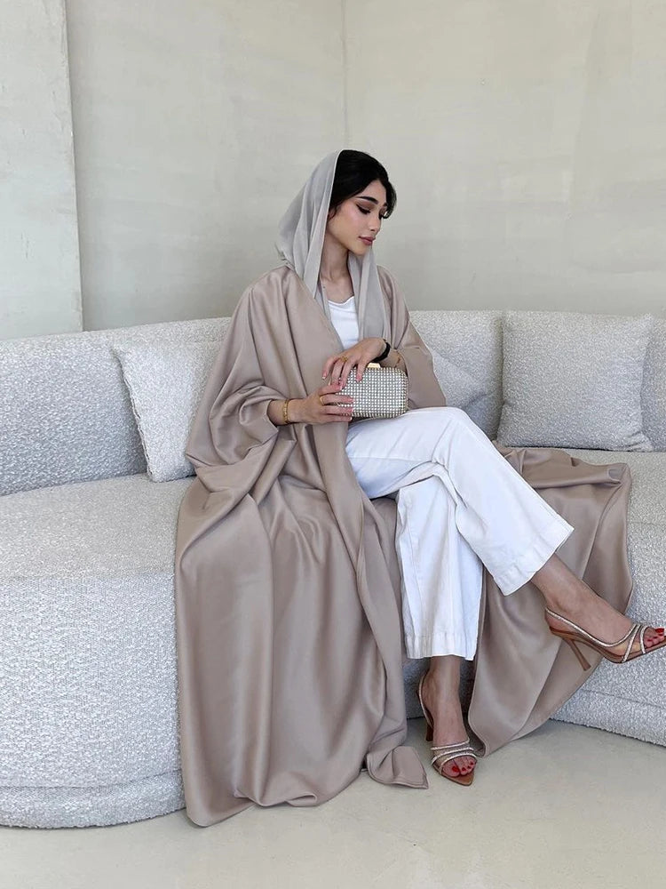 Middle Eastern  Fashion Soft Light Satin Bat Sleeves Long sleeved Coat Women's Modest Robe